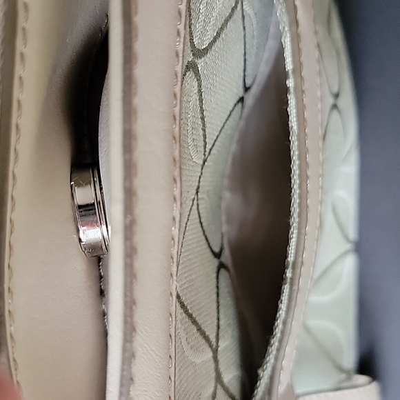 Nine West Green Print Fabric Handbag Satchel Purse - Picture 11 of 11